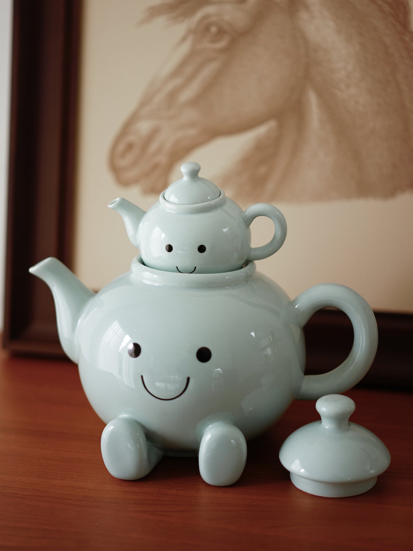 Seated Teapot
