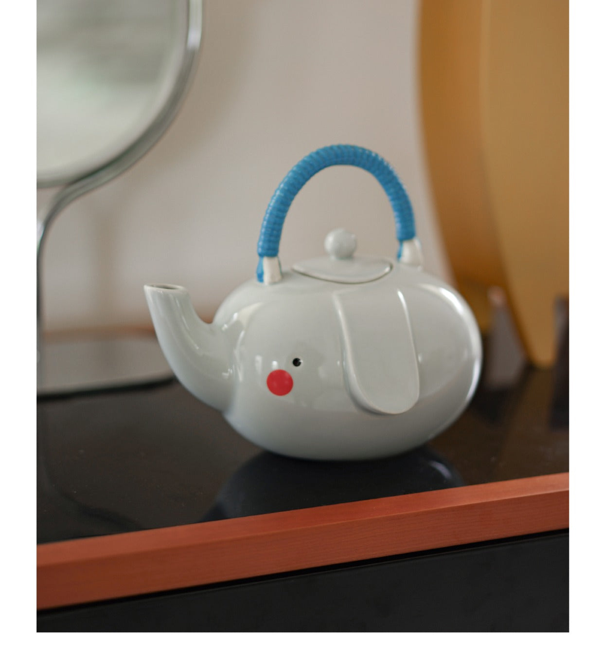 Elephant-shaped Ceramic Teapot
