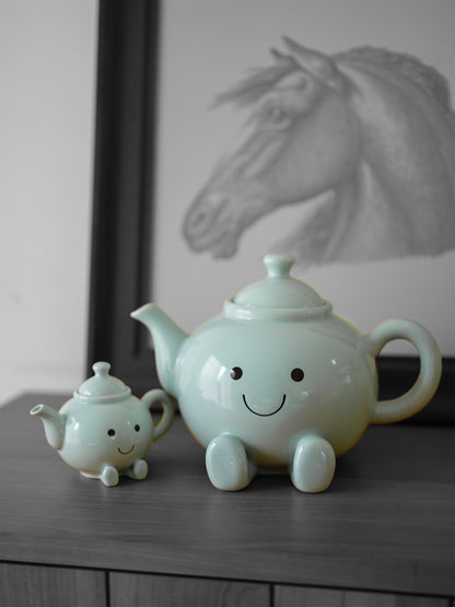 Seated Teapot