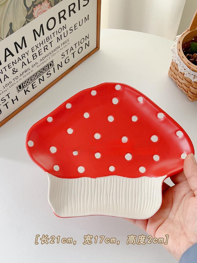 Mushroom tableware